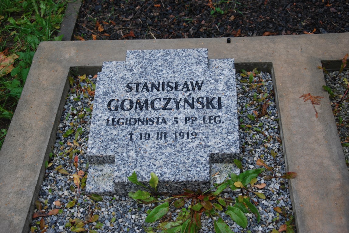 Stanisław Gomczyński, Kwatera żołnierzy Wojska Polskiego poległych w 1920 r., pochowanych na cmentarzu przy ul. Puszkińskiej