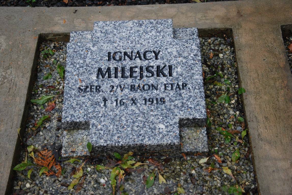 Ignacy Milejski, Kwatera żołnierzy Wojska Polskiego poległych w 1920 r., pochowanych na cmentarzu przy ul. Puszkińskiej