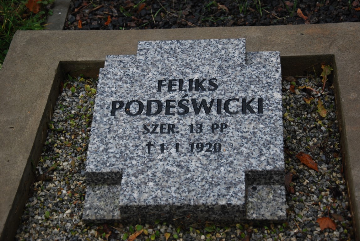 Feliks Podeświcki, Kwatera żołnierzy Wojska Polskiego poległych w 1920 r., pochowanych na cmentarzu przy ul. Puszkińskiej