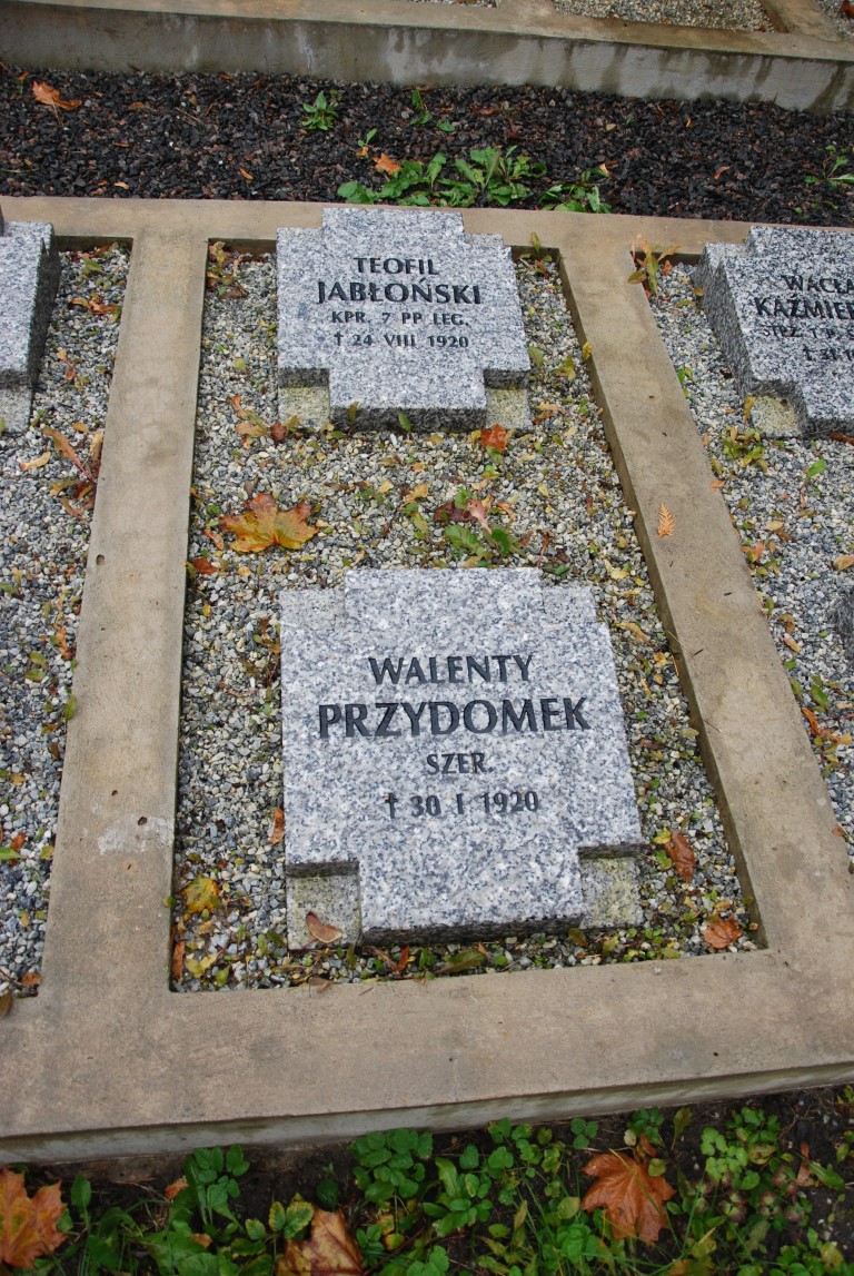 Walenty Przydomek, Kwatera żołnierzy Wojska Polskiego poległych w 1920 r., pochowanych na cmentarzu przy ul. Puszkińskiej