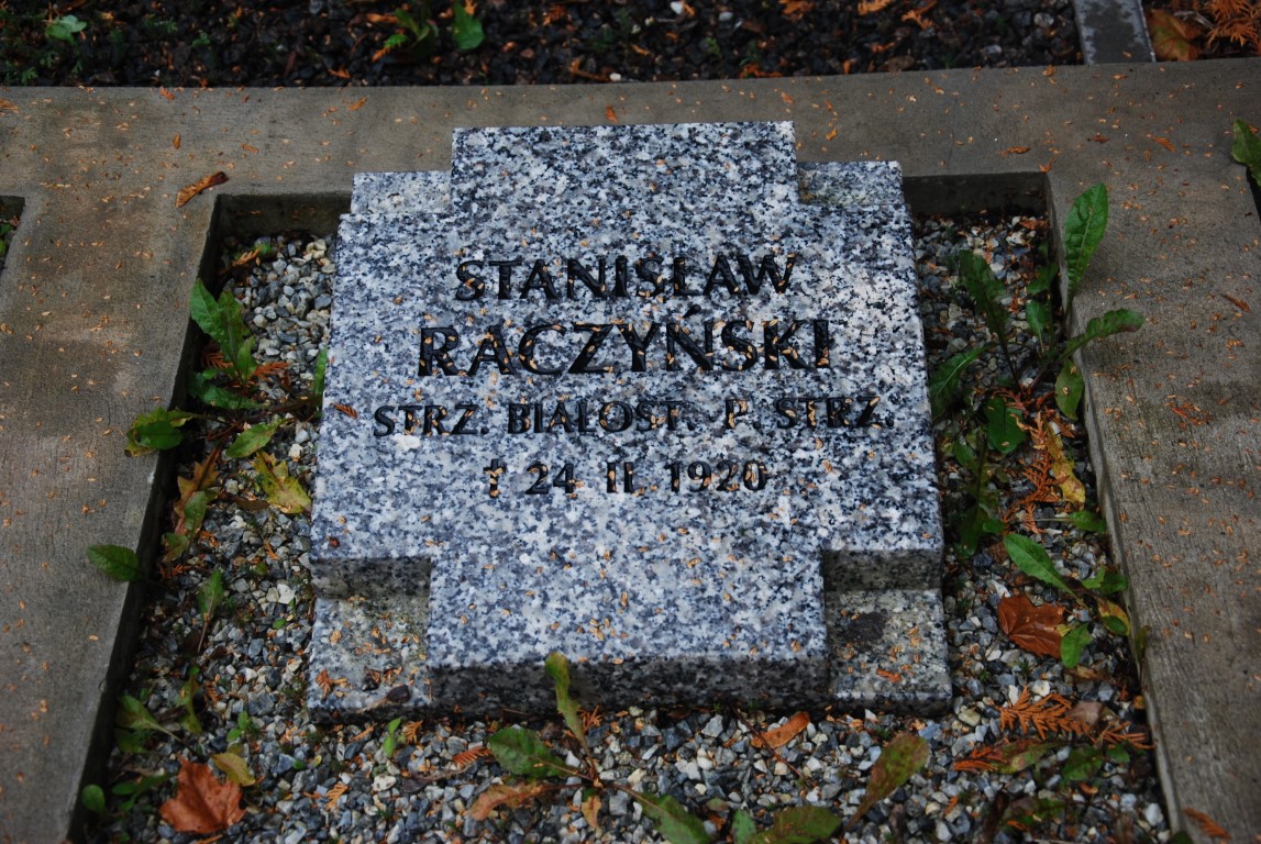 Stanisław Raczyński, Kwatera żołnierzy Wojska Polskiego poległych w 1920 r., pochowanych na cmentarzu przy ul. Puszkińskiej