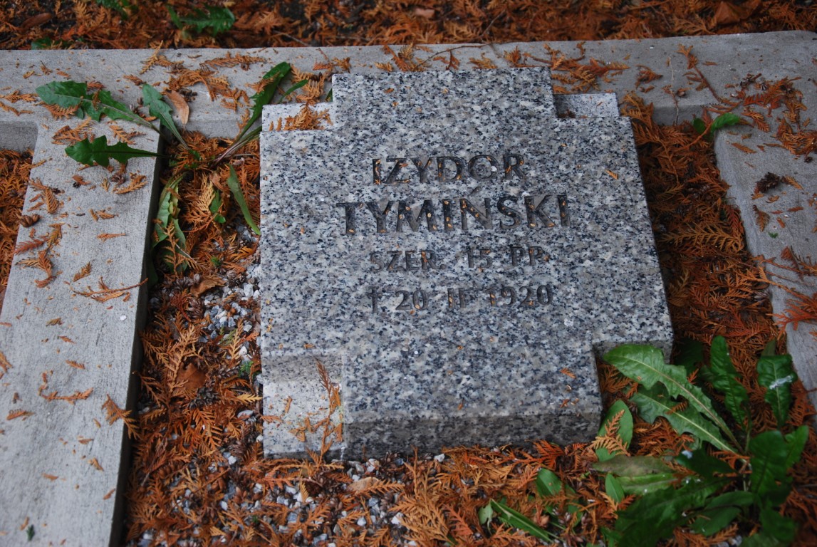 Izydor Tymiński, Kwatera żołnierzy Wojska Polskiego poległych w 1920 r., pochowanych na cmentarzu przy ul. Puszkińskiej