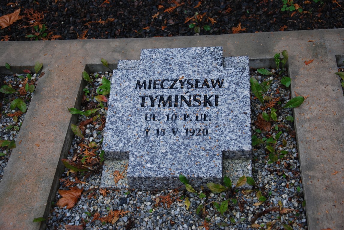 Mieczysław Tymiński, Quarters of Polish Army soldiers killed in 1920, buried in the cemetery on Puszkińska Street