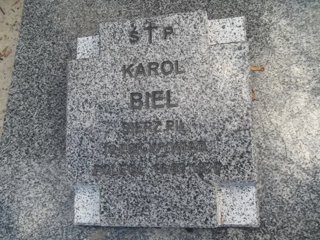 Karol Biel, Groby żołnierzy Wojska Polskiego poległych w 1920 r., znajdujące się poza kwaterą wojskową na cmentarzu przy ul. Puszkińskiej