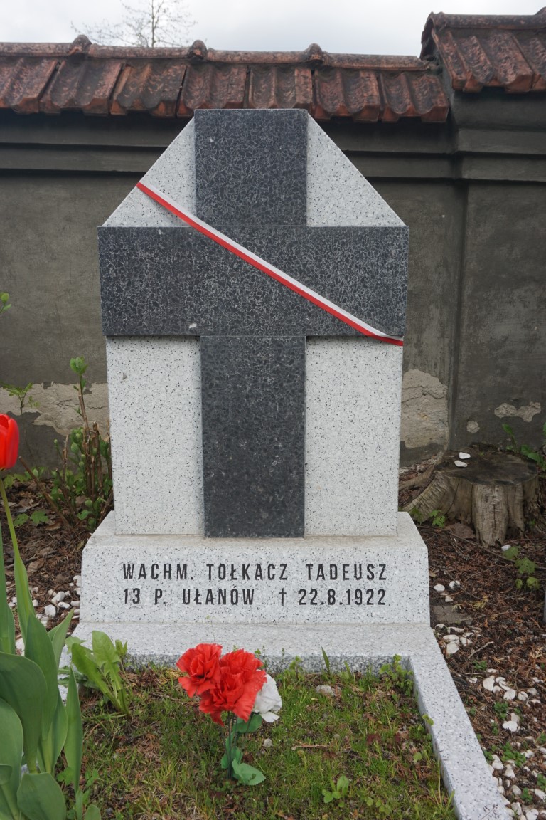 Tadeusz Tołkacz, Quarters of Polish Army soldiers killed in 1920-1922 and members of the Vilnius Self-Defence, killed in 1919, buried at the Nowa Rossa cemetery
