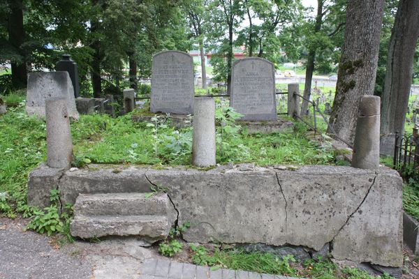 Grobowiec Anny Petrusewicz i Floriana Petrusewicza, cmentarz Na Rossie w Wilnie, stan z 2013