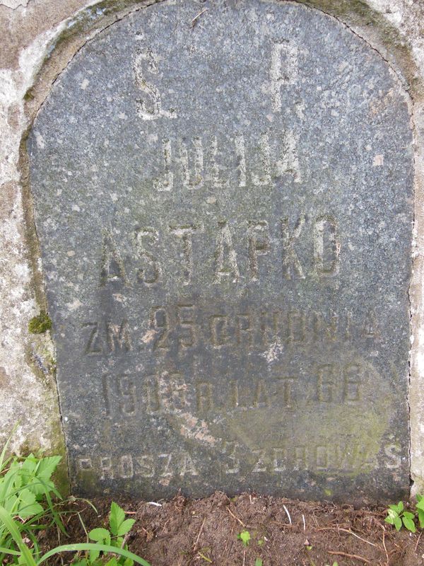 Fragment grobowiec Julii Astapko i Władysław Pasińskiego, cmentarz Na Rossie w Wilnie, stan z 2013