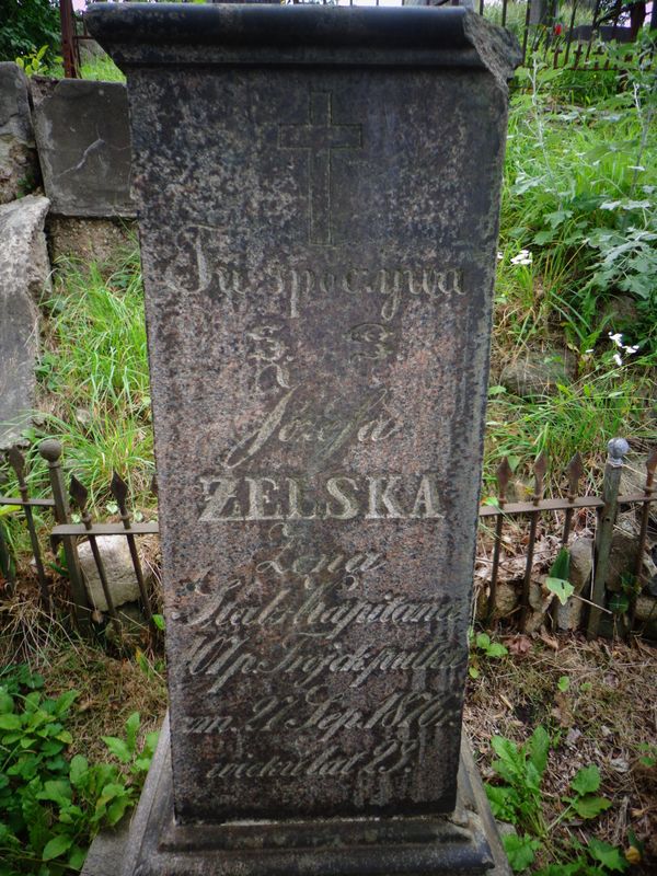 Tablica inskrypcyjna z nagrobka Józefy Żelskiej, cmentarz Na Rossie w Wilnie, stan z 2013 roku