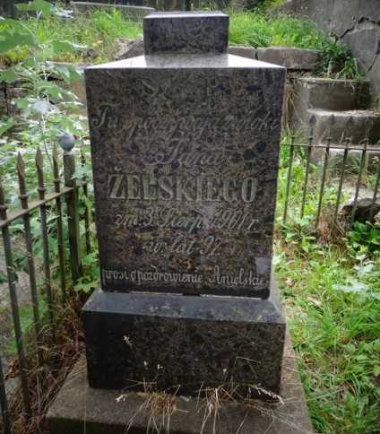 Nagrobek Jana Żelskiego, cmentarz Na Rossie w Wilnie, stan z 2013 roku