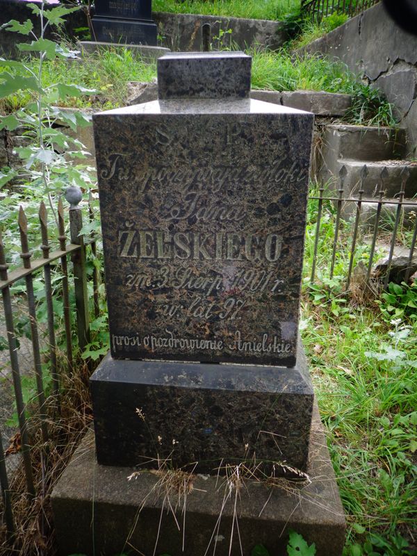 Tombstone of Jan Zelski, Na Rossie cemetery in Vilnius, as of 2013