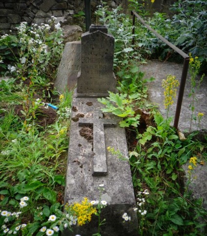 Nagrobek Emilii Siemionow, cmentarz Na Rossie w Wilnie, stan z 2013 roku