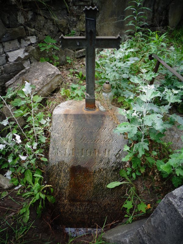 Nagrobek Stanisława Klimowicza, cmentarz Na Rossie w Wilnie, stan z 2013 roku