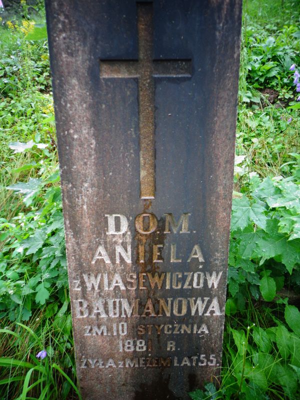 Inscription from the gravestone of Aniela Bauman, Na Rossie cemetery in Vilnius, as of 2013