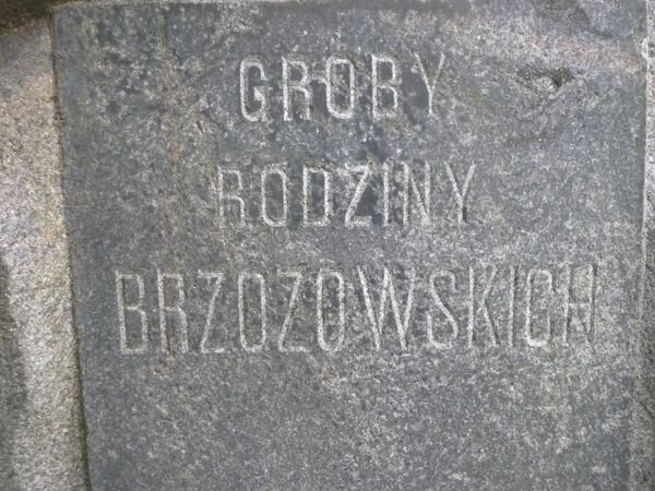 Inscription from the tombstone of the Brzozowski family, Na Rossie cemetery in Vilnius, as of 2013.