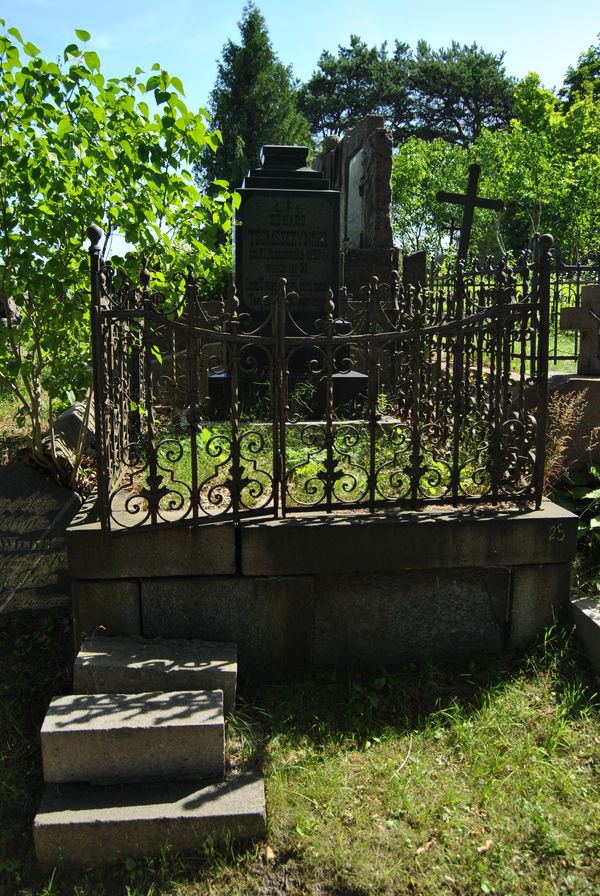 Tombstone of Edward Tromszczynski, Na Rossie cemetery in Vilnius, as of 2014
