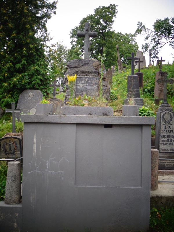 Grobowiec rodziny Strzemińskich, cmentarz Na Rossie w Wilnie, stan z 2013 roku