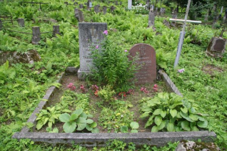 Nagrobek rodziny Wiszomirskich, cmentarz na Rossie w Wilnie, stan na 2013 r.