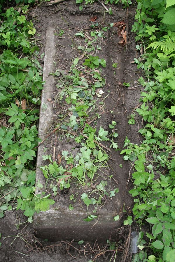 Tombstone of Katarzyna Kosilowicz, Ross cemetery in Vilnius, as of 2013.