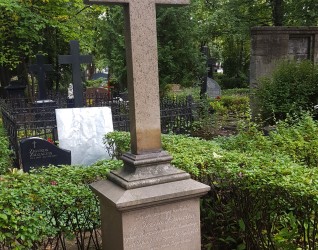 Nagrobek Józefa Szemiotha, cmentarz św. Michała w Rydze, stan z 2021 r.