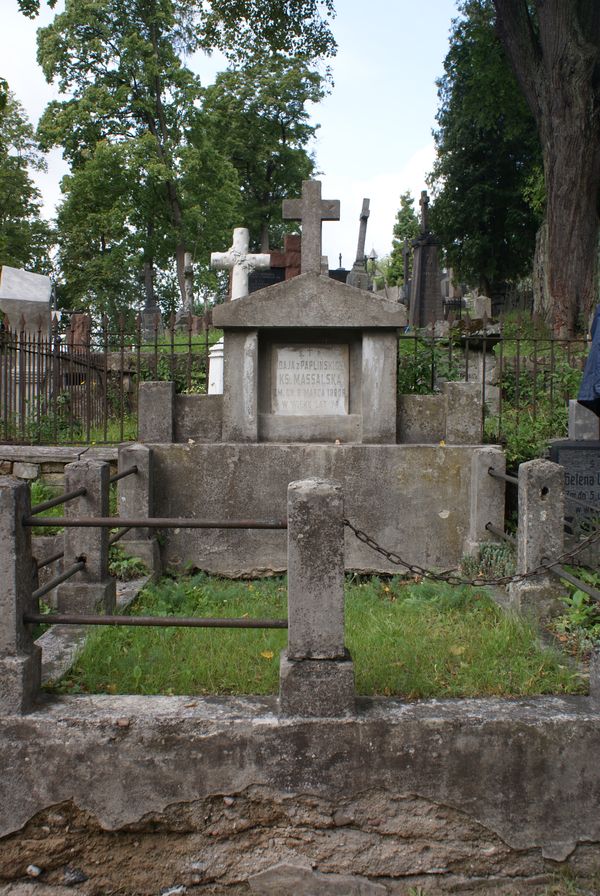 Tomb of Idalia Massalskaya, Ross cemetery, as of 2013