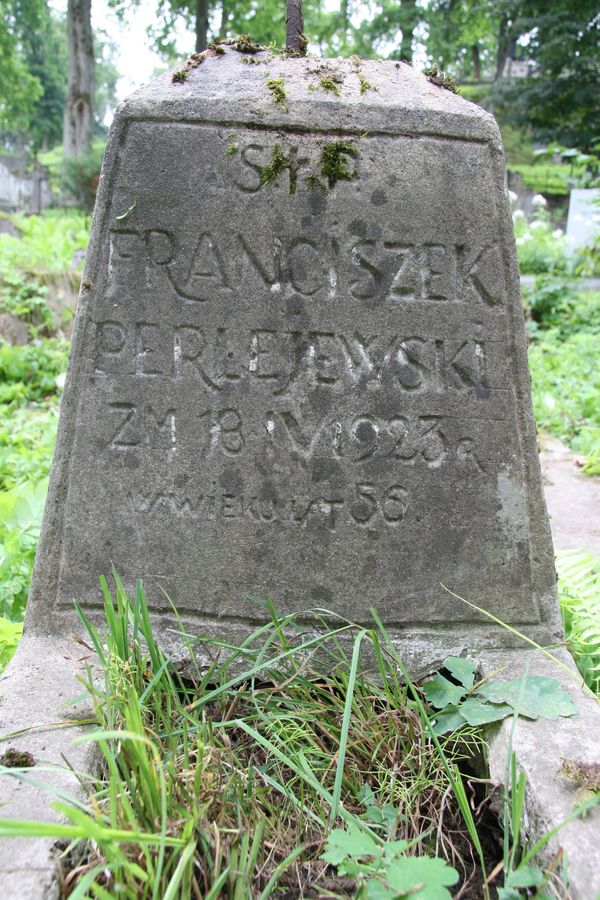 Tombstone of Franciszek Perlejewski, Ross cemetery in Vilnius, as of 2013.