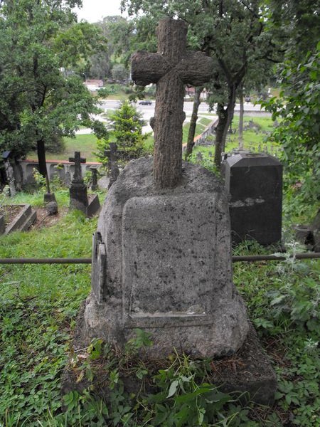 Tombstone of Antonina and Konstanty Sadowski and Anna Kuncewicz, Na Rossie cemetery in Vilnius, as of 2013.