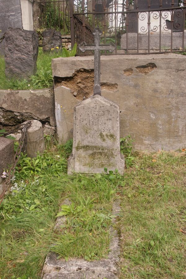 Tombstone of Alfred Mickiewicz, Ross cemetery, state of 2013