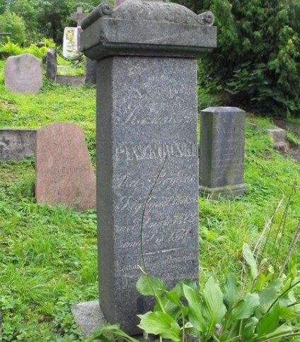 Nagrobek Kazimierza Paszkowskiego, cmentarz Na Rossie w Wilnie, stan z 2013 r.