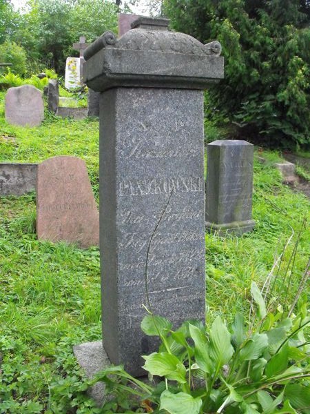Tombstone of Kazimierz Paszkowski, Na Rossie cemetery in Vilnius, as of 2013.