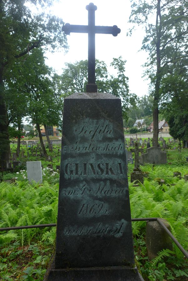 Nagrobek Teofili Glińskiej, cmentarz Na Rossie w Wilnie, stan z 2013