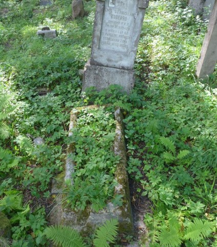 Nagrobek Emila Koberra, cmentarz Na Rossie w Wilnie, stan z 2013