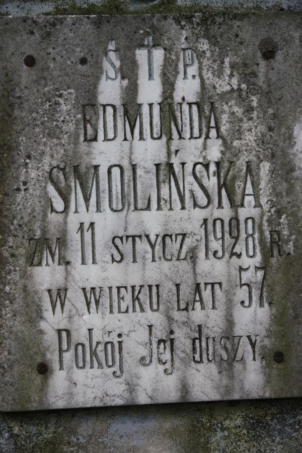 Fragment grobowca Edmundy Smolińskiej, cmentarz na Rossie w Wilnie, stan na 2013 r.