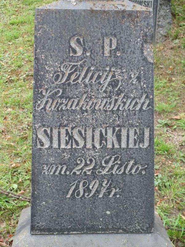 Fragment of Felicja Siesicka's gravestone, Ross cemetery, state of 2015