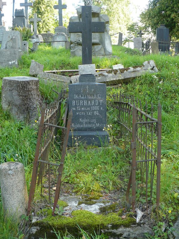 Tombstone of Kazimiera and Stanisława Burhardt, Ross cemetery, as of 2013