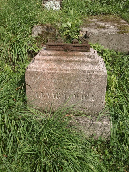 Tombstone of Antonina Lenartowicz, Ross Cemetery in Vilnius, as of 2013