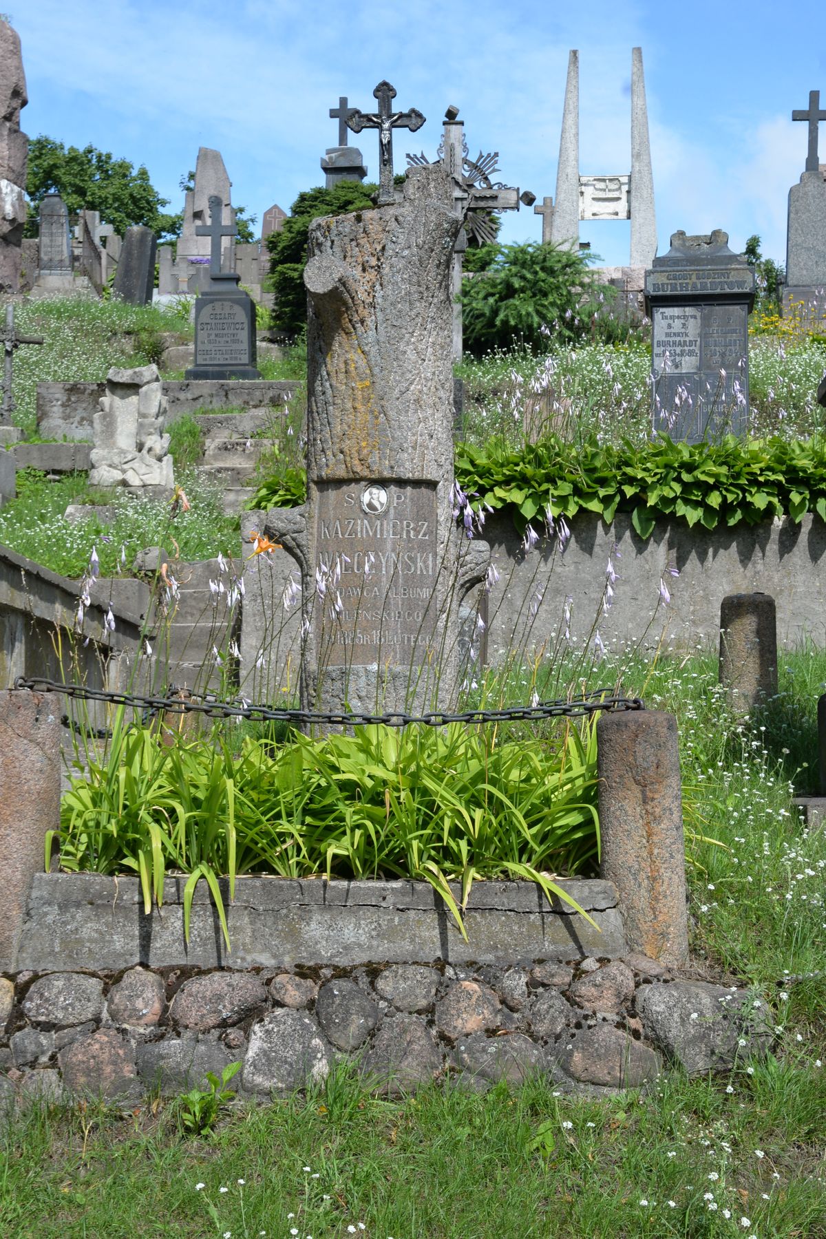 Tombstone of Kazimierz Wilczynski, Ross cemetery, as of 2016