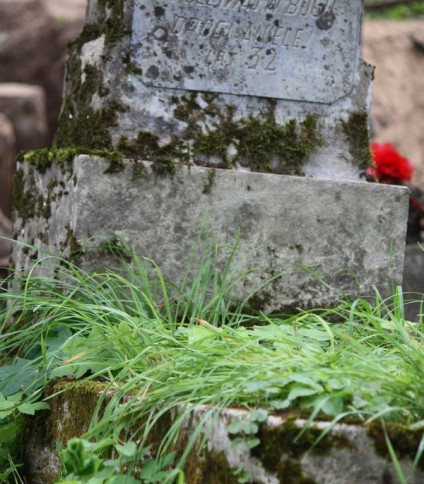 Nagrobek Marii Macutkiewicz, cmentarz na Rossie w Wilnie, stan na 2013 r.