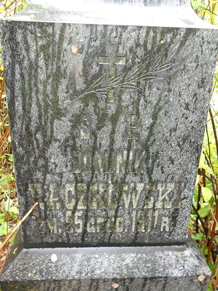 Inscription on the gravestone of Dominik Raczkowski, Na Rossie cemetery in Vilnius, as of 2013