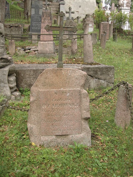 Tombstone of Antoni Czarowski, Rossa cemetery in Vilnius, as of 2013