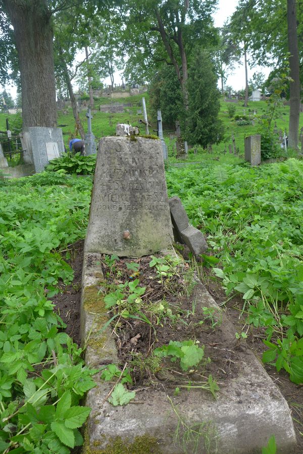 Tombstone of Jan Kuzminski, Na Rossie cemetery in Vilnius, as of 2013