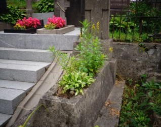 Nagrobek Marii Sawickiej, cmentarz Na Rossie w Wilnie, stan z 2013 roku