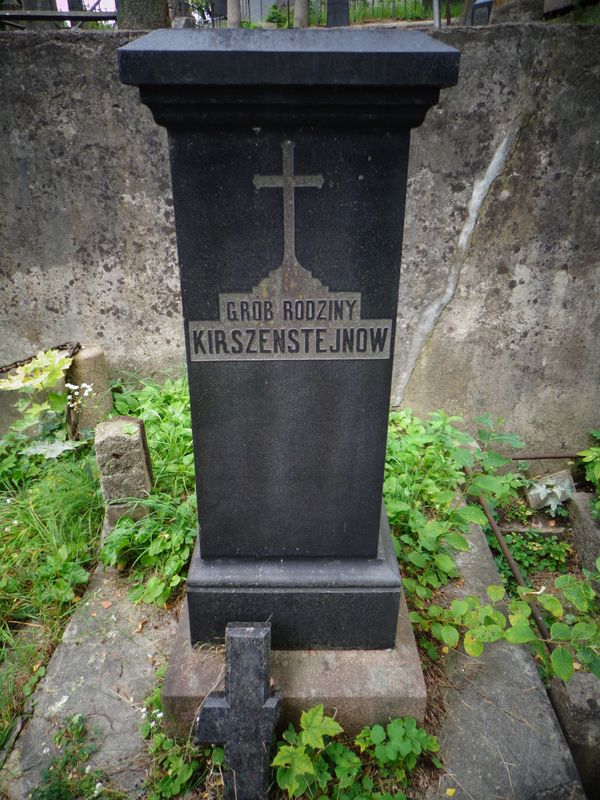 Grobowiec rodziny Kirszensteinów, cmentarz na Rossie w Wilnie, stan z 2013 r.