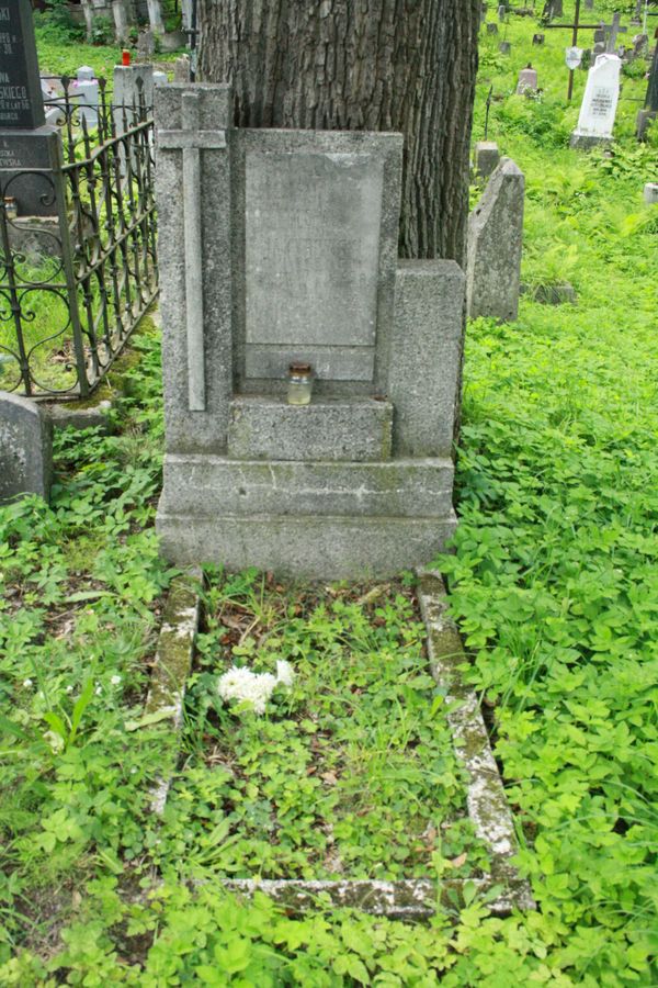 Nagrobek Michała Jakubowskiego, cmentarz Na Rossie w Wilnie, stan z 2013 r.