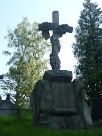 Tombstone of Viktor and Wilhelmina Dłuski, Ross cemetery, as of 2013