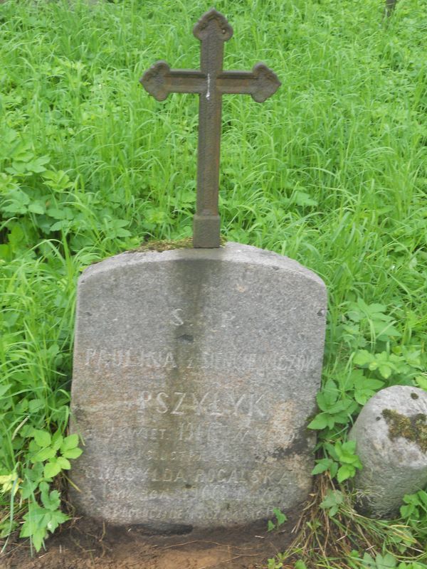 Tombstone of Paulina Pszyłyk and Grasylda Rogalska, Ross cemetery, as of 2013