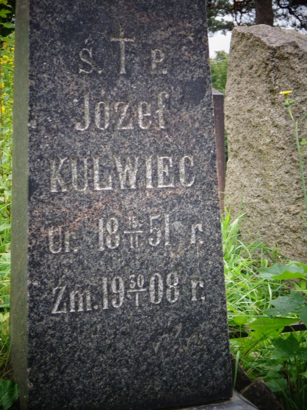 Inscription plaque from the gravestone of Jozef Kulawiec, Na Rossie cemetery in Vilnius, as of 2013