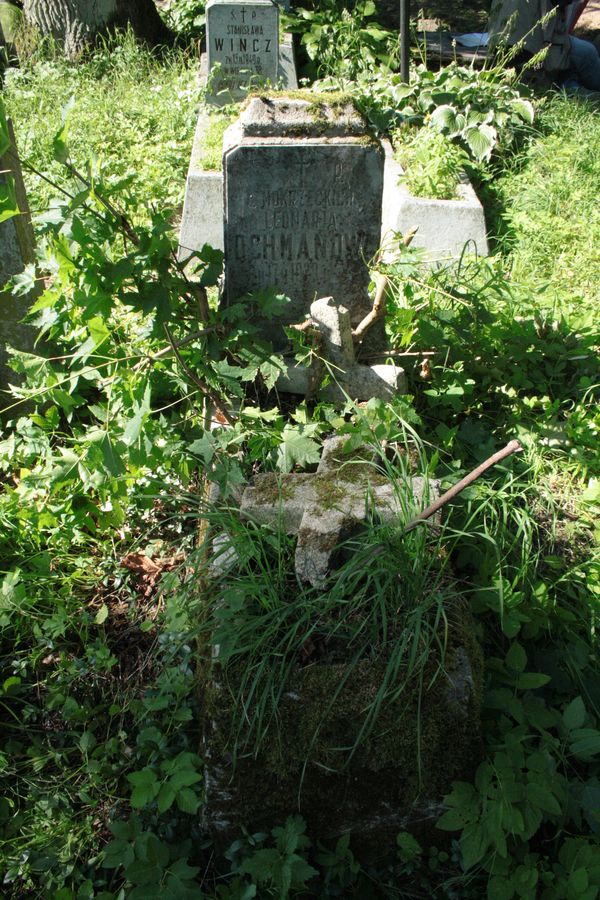 Tombstone of Leonaria Ochman, Na Rossie cemetery in Vilnius, as of 2013.