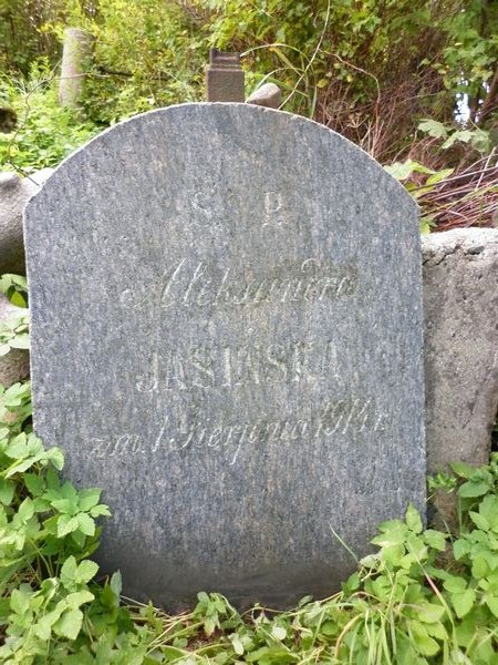 Tombstone of Aleksanda Jasinska, Na Rossie cemetery in Vilnius, as of 2013