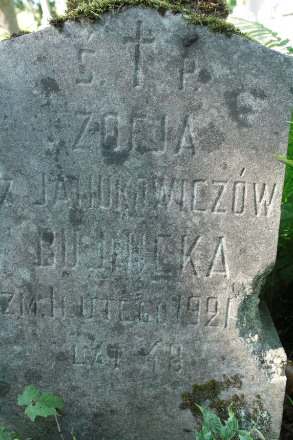 Fragment of Zofia Bujnicka's tombstone, Na Rossie cemetery in Vilnius, as of 2013.