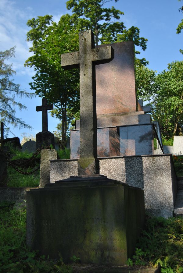 Nagrobek Karola Hustinga, cmentarz Na Rossie w Wilnie, stan z 2013
